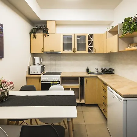 Bearsleys Archers Apartment *