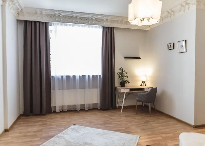 Apartment Bearsleys Archers *