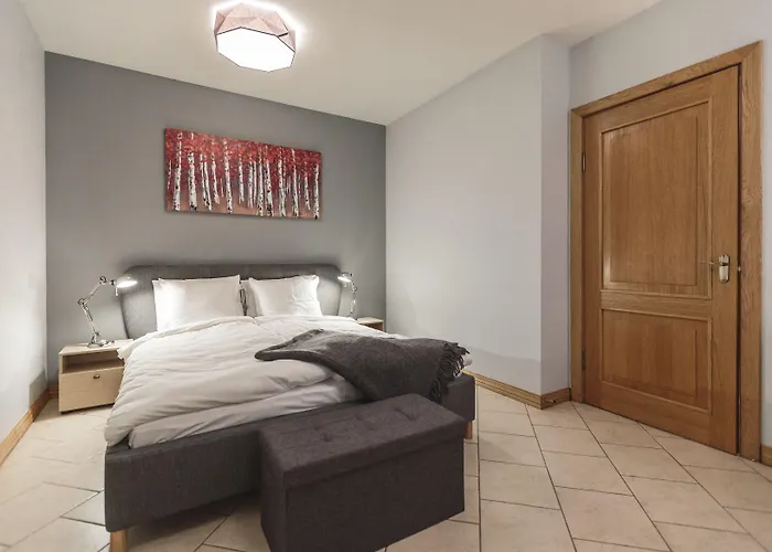 Apartment Bearsleys Archers