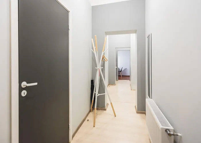 Apartment Bearsleys Archers