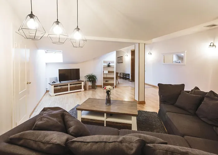 Apartment Bearsleys Archers