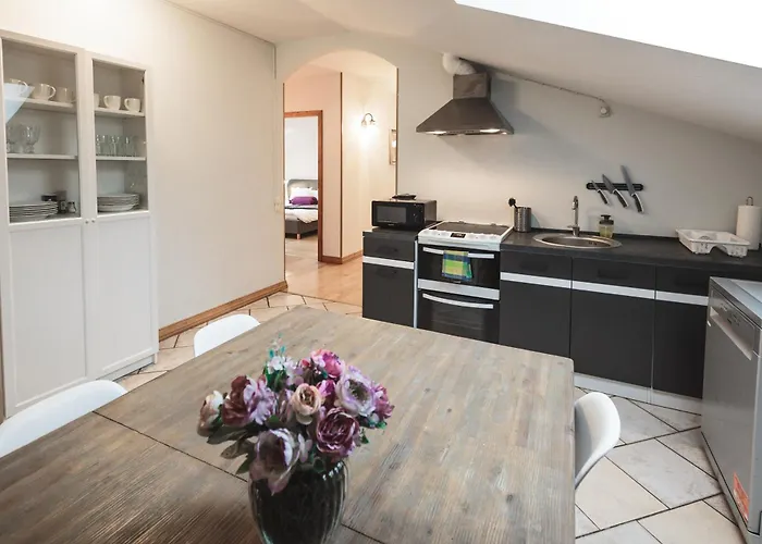 Apartment Bearsleys Archers *