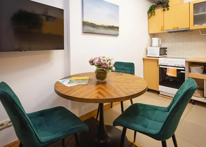 Apartment Bearsleys Archers *